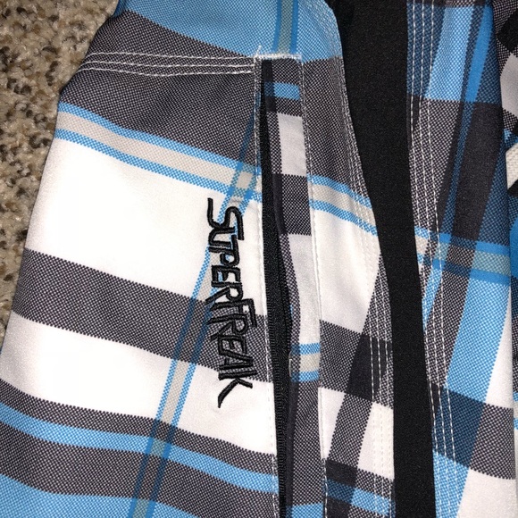 O’Neill swim trunks - Picture 3 of 5